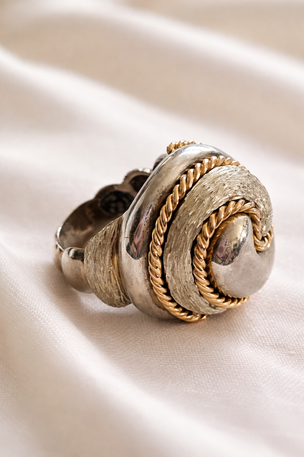 R803SK - Sterling Silver with 18K Gold